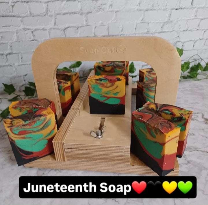 Juneteenth Inspired soap(Oatmeal, Milk, and Honey)